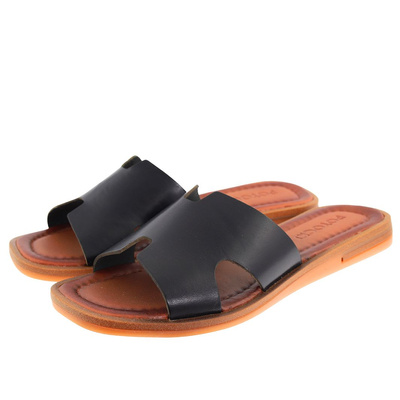 Skórzane klapki czarne płaskie Potocki