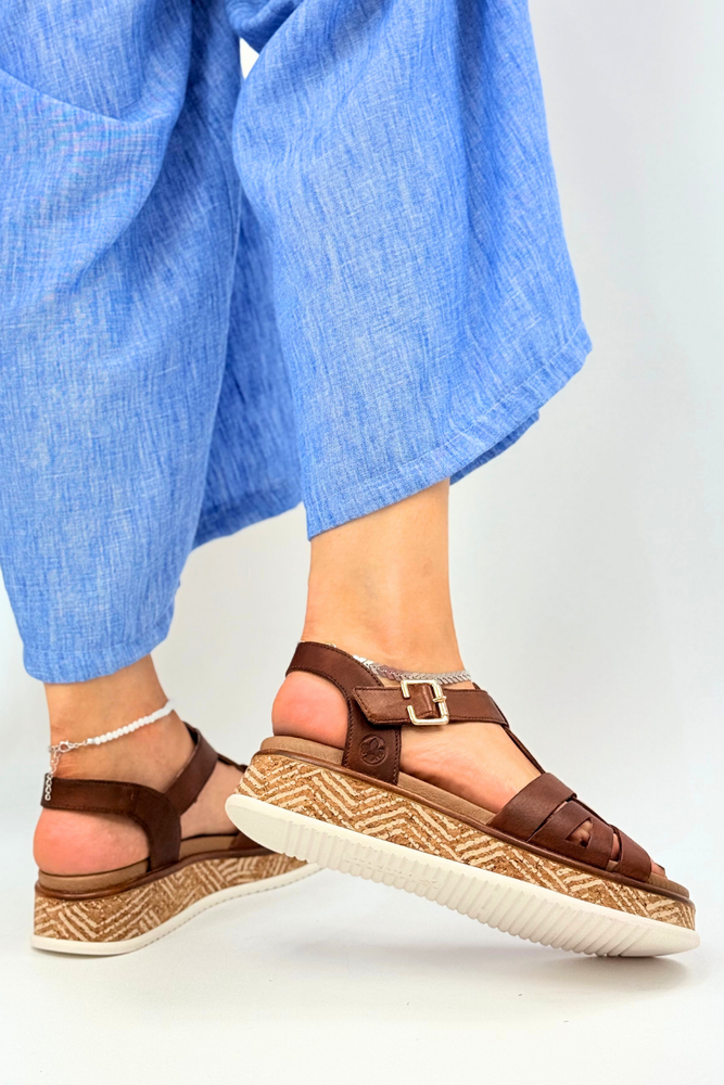 Brązowe sandały skórzane na platformie Rieker