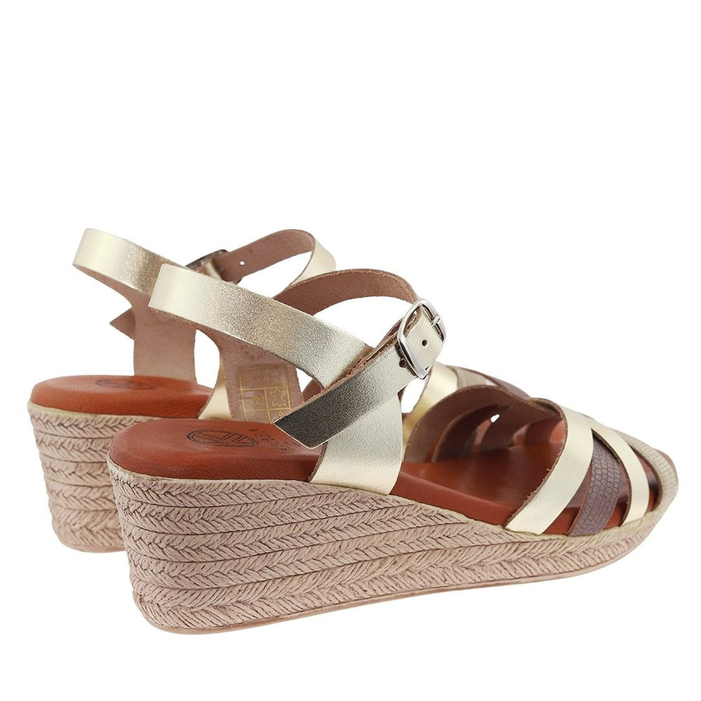 Sandały na koturnie platynowe Kelara