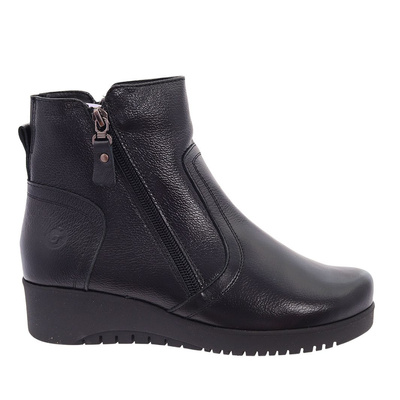 Чорні шкіряні ботильйони на польській блискавці