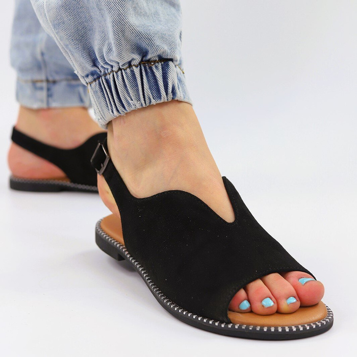 Czarne zamszowe sandały wysoko zabudowane Potocki