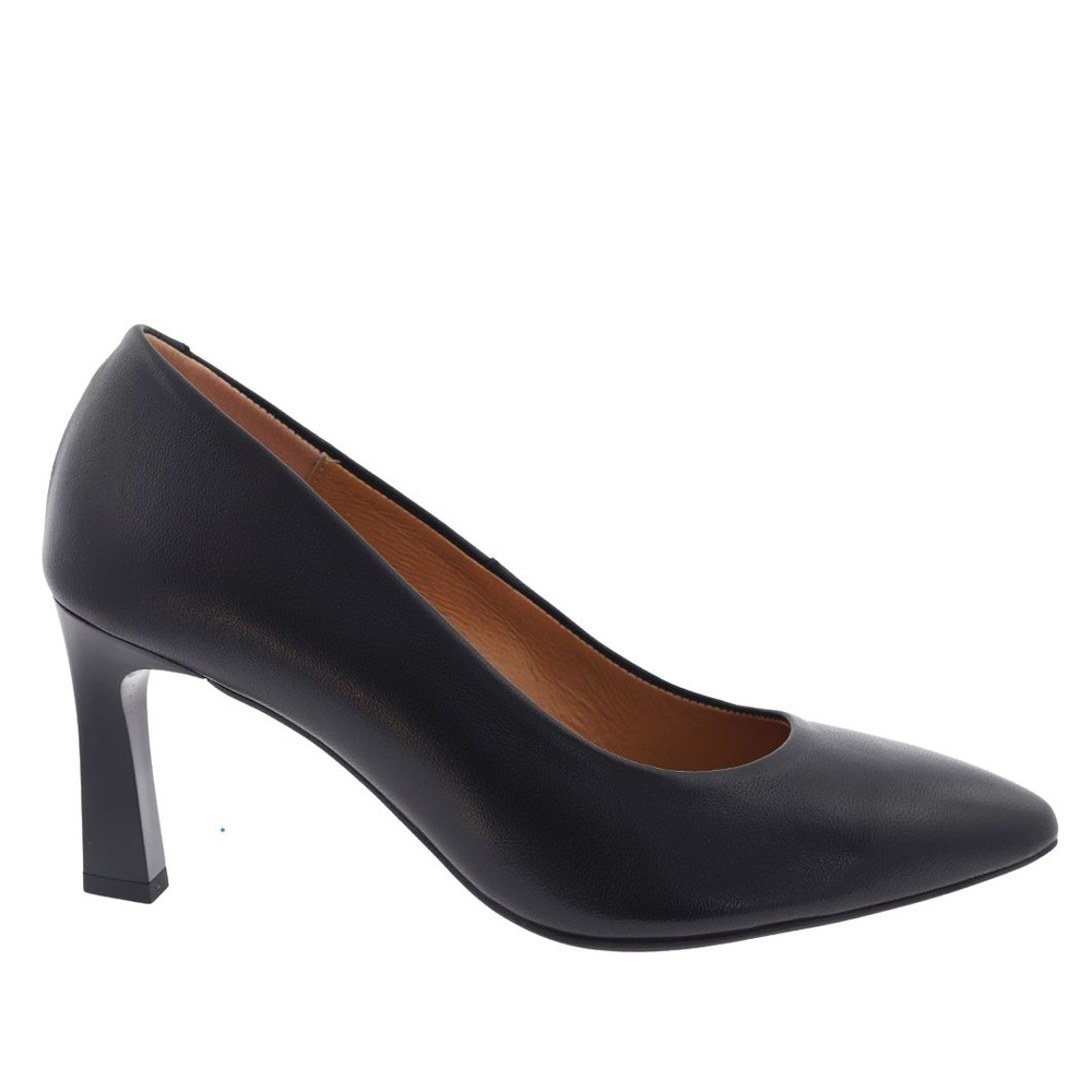 Чорні шкіряні туфлі на високих підборах від Darex