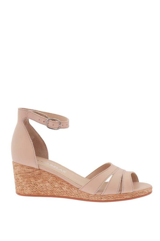 Beżowe sandały skórzane na koturnie Ryłko