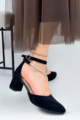 Чорні замшеві туфлі на високих підборах