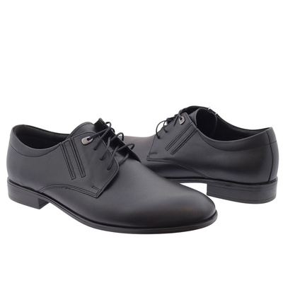 Чоловічі парадні шкіряні туфлі на низькому каблуці, чорні