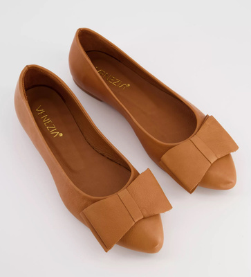 Жіночі гладкі коричневі балетки Venezia