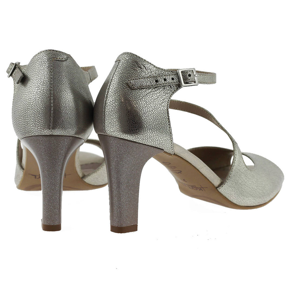 Skórzane sandały z odkrytymi palcami Kotyl