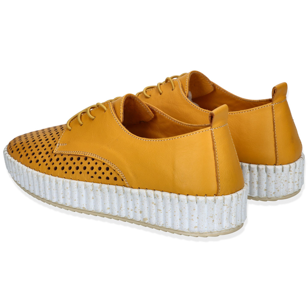 Półbuty damskie skórzane ażurowe żółte na platformie