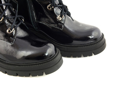 Trapery LEMAR 60349 czarne lakierowane