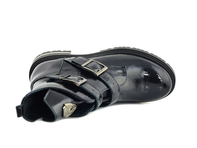 Чорні лаковані черевики LEMAR 60310