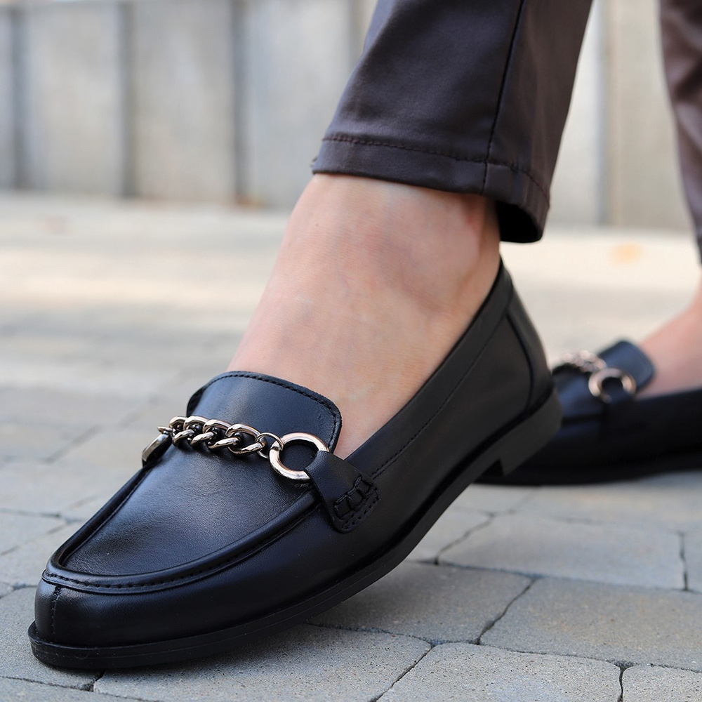 Шкіряні мокасини чорного кольору з зернистим ланцюжком Ryłko