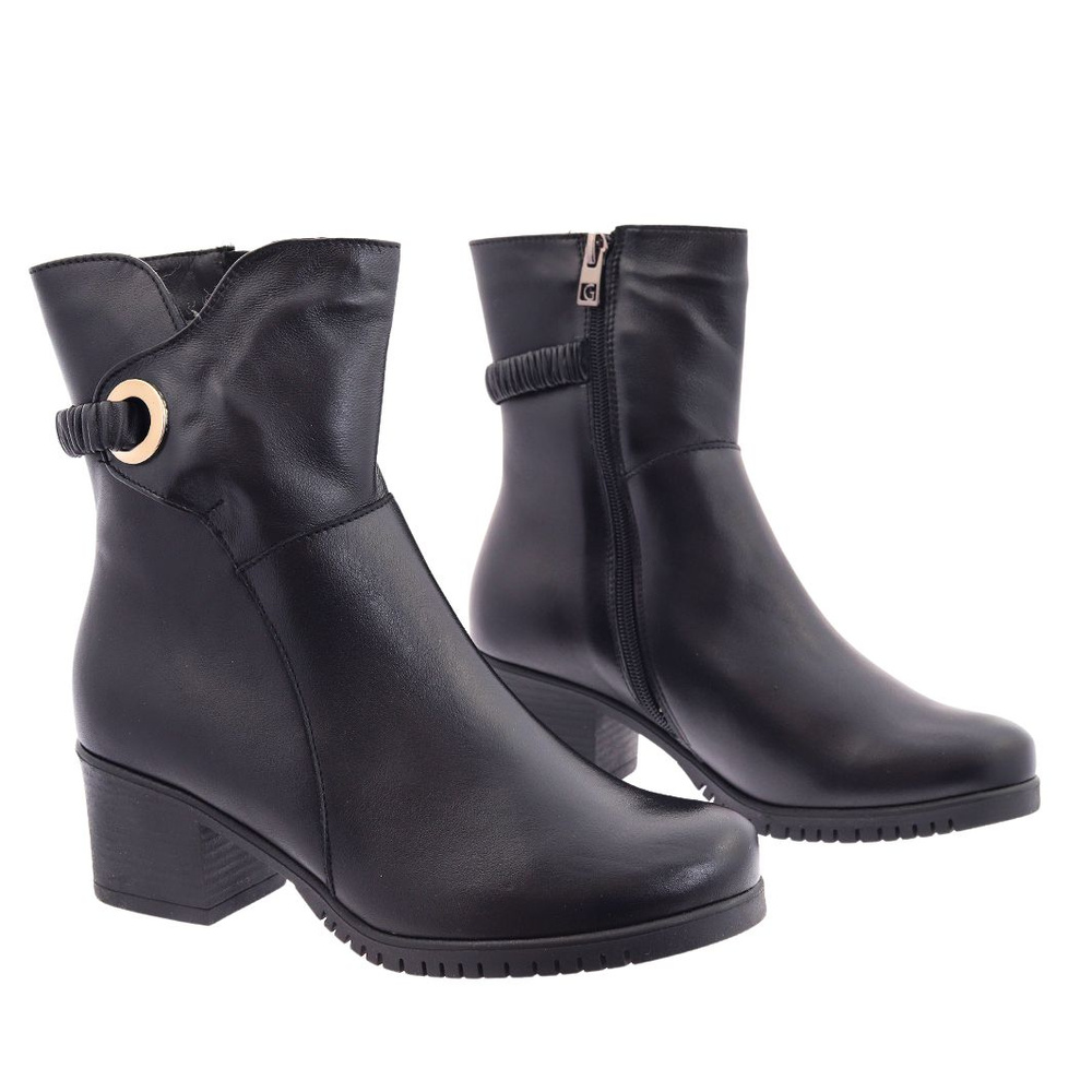 Чорні шкіряні чоботи з польською колодкою