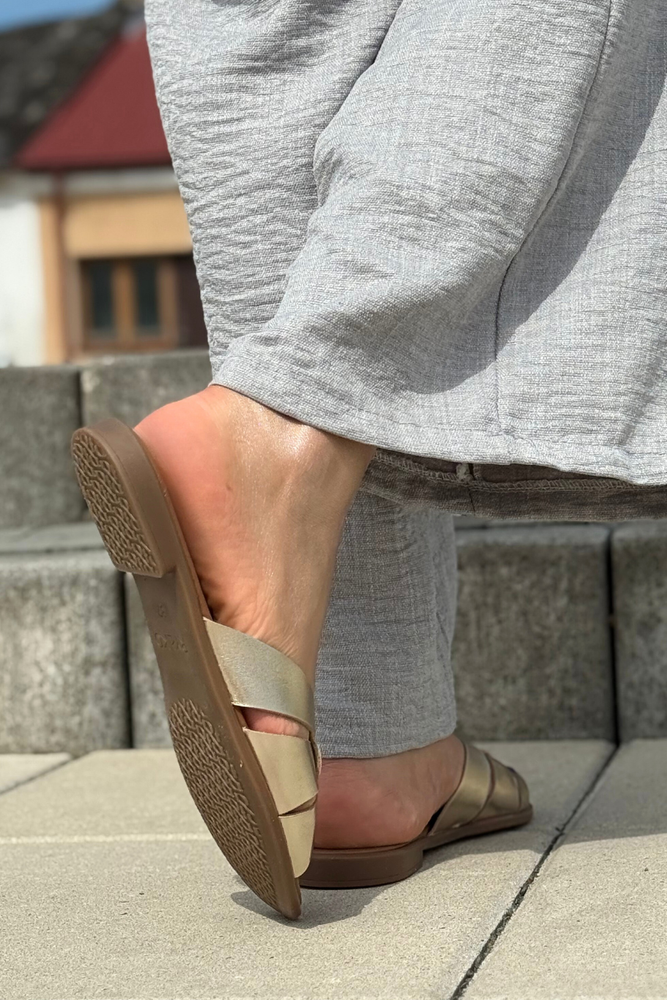 Platynowe klapki damskie skórzane płaskie Ryłko