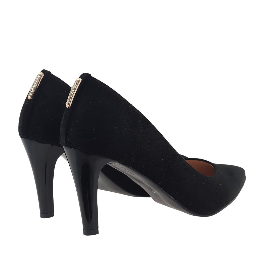 Чорні замшеві туфлі Clasicco