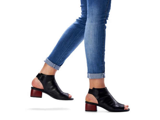 Жіночі трекінгові штани Badoxx LXC-9384-W, чорні та верблюжі