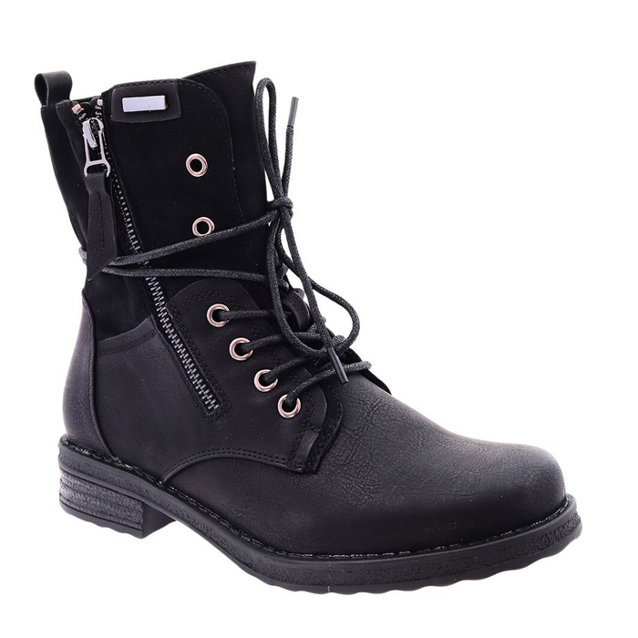 Czarne trzewiki sznurowane wysokie na płaskiej podeszwie