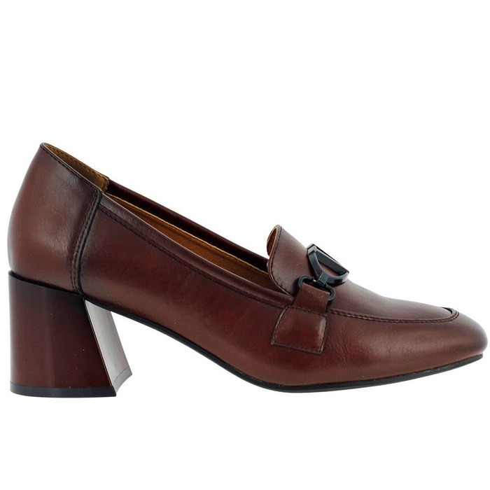 Жіночі бордові туфлі з екошкіри Vinceza