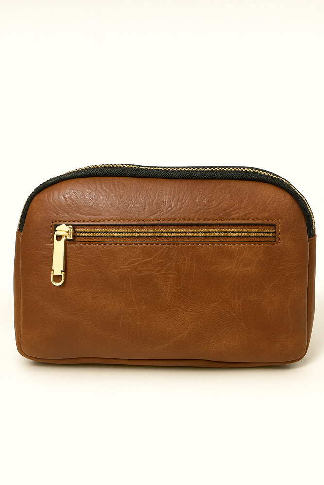 Mała listonoszka trzykomorowa z dodatkowymi kieszeniami brązowa