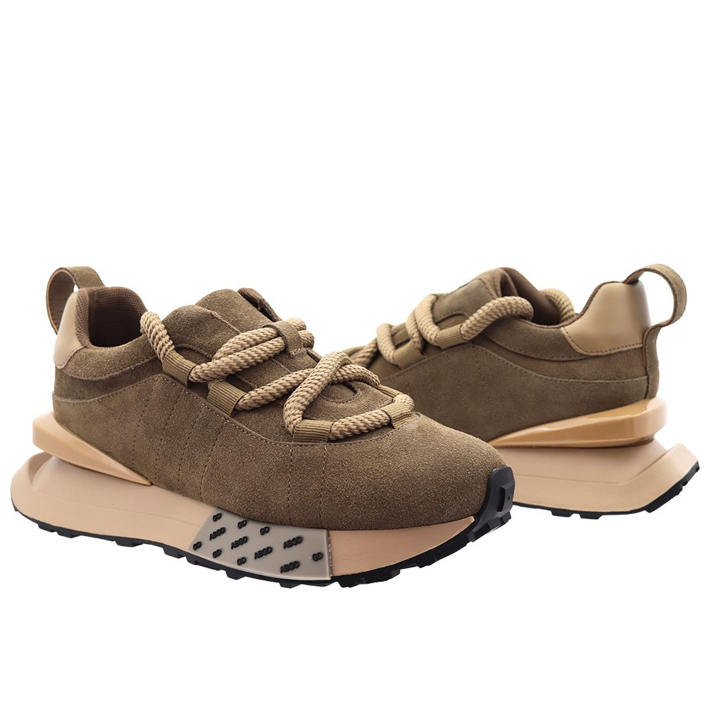 Світло-бежеві шкіряні кросівки на товстій шнурівці