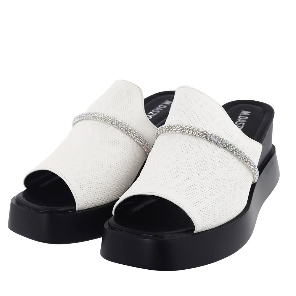 Жіночі білі сабо на танкетці M. Daszyński