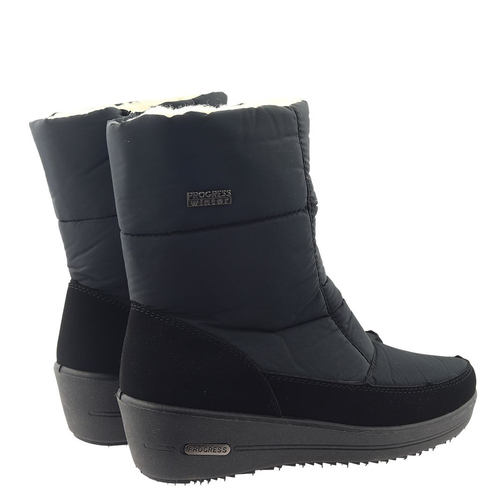 Чорні утеплені снігові черевики на платформі Progress