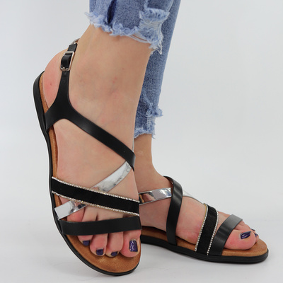 Чорні босоніжки на плоскій підошві з ремінцями T. Sokolski