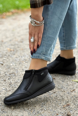 Ботильйони RIEKER Z9583-00, чорні, з оборками