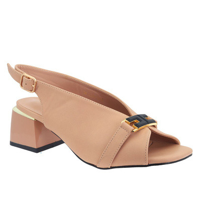 Nudowe sandały na klocku T. Sokolski 