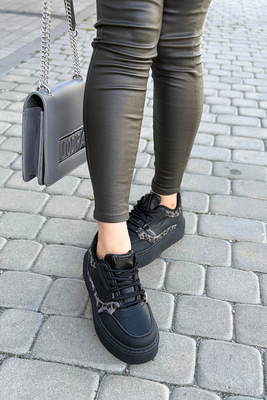Czarne sneakersy na grubej platformie z ekoskóry z motywem panterki Big Star
