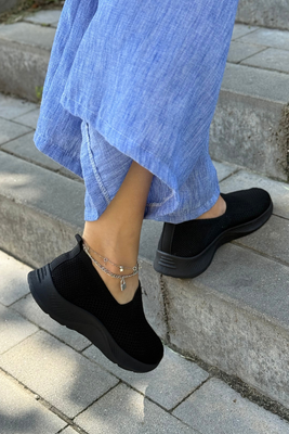 Білі ажурні шкіряні босоніжки на танкетці Filippo