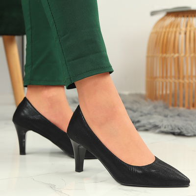 Чорні човники Clasicco