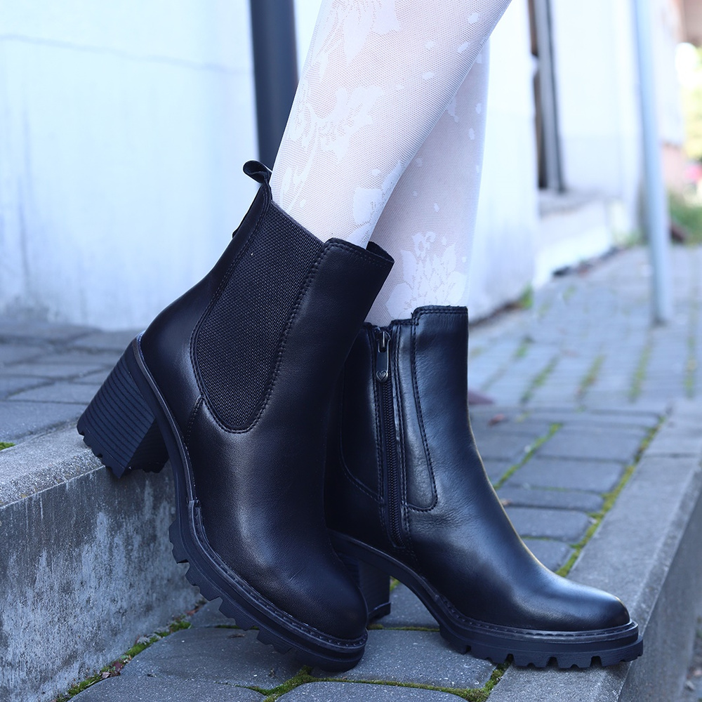 Черевики челсі на високому каблуці, чорні, 2-25451-41 Marco Tozzi