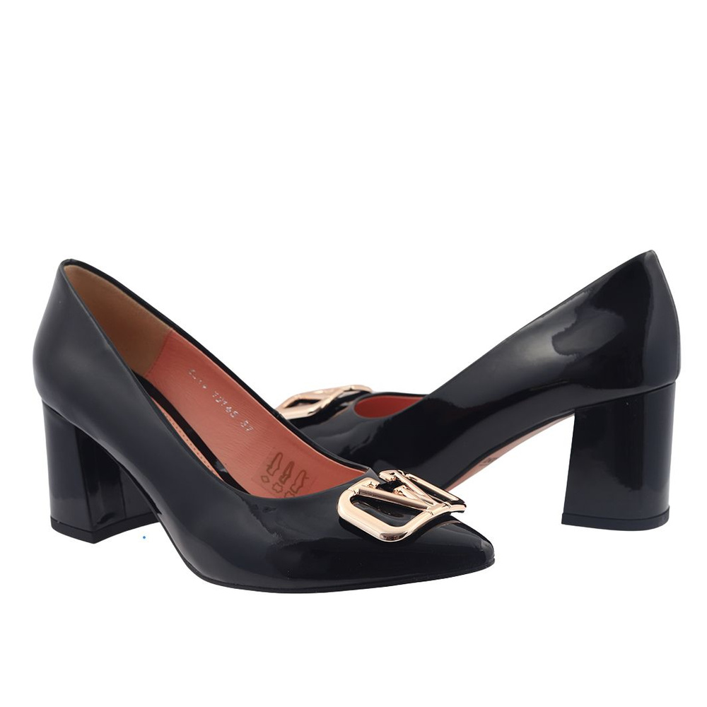 Чорні лаковані туфлі на каблуці Baldaccini