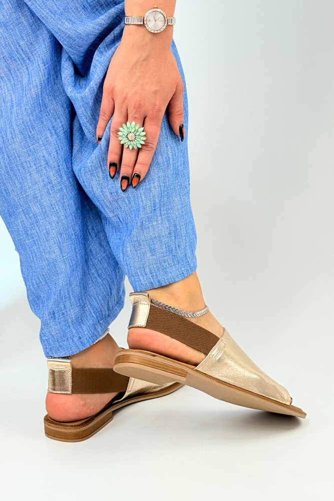 Złote damskie skórzane sandały zabudowane Artiker