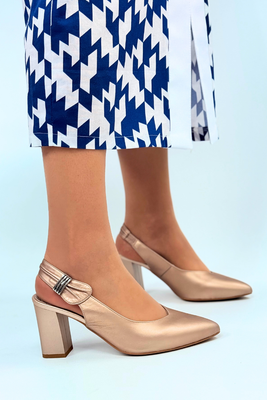 Польські бежеві шкіряні човники з декоративним каблуком