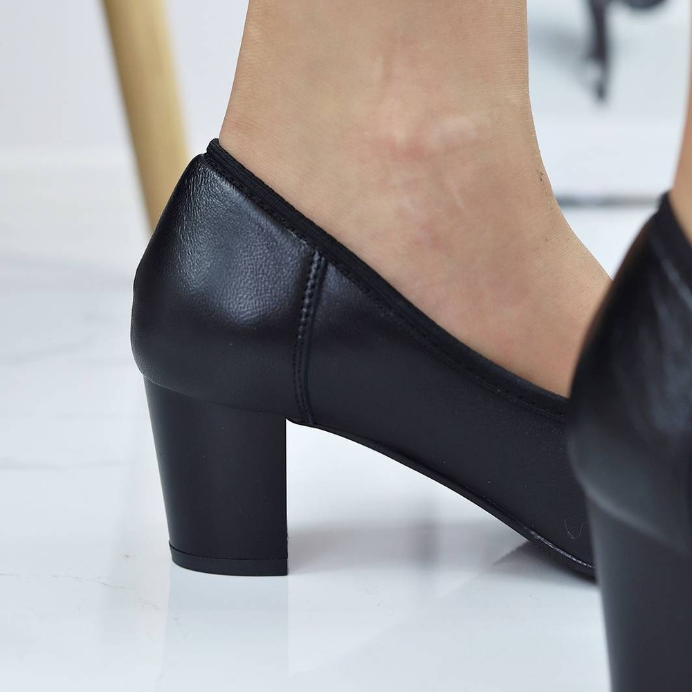 Skórzane czółenka damskie na obcasie Galant 