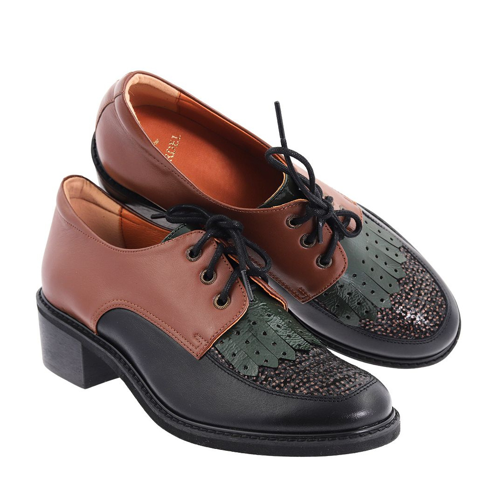 Коричнево-чорні шкіряні туфлі Kordel на шнурівці