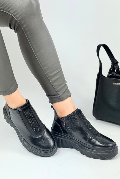 Czarne botki skórzane ocieplane na platformie Filippo