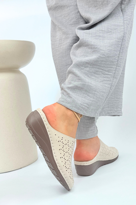 Золоті жіночі шльопанці Potocki