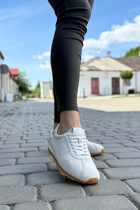 Jasno beżowe sneakersy ze skóry zamszowej sznurowane Big Star