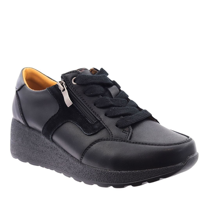 Чорні шкіряні кросівки на танкетці на шнурках і блискавці