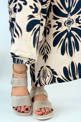 Złote sandały damskie na rzep