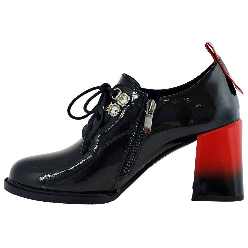 Чорні жіночі туфлі на модному каблуці S.Barski 