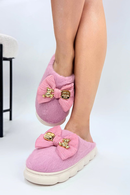  Kapcie damskie ciepłe z kokardą i złotą agrafką różowe