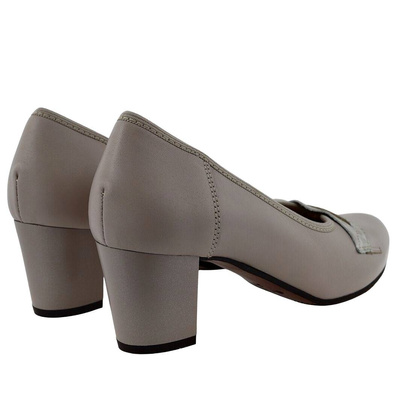 Бежеві шкіряні жіночі туфлі Galant на високих підборах