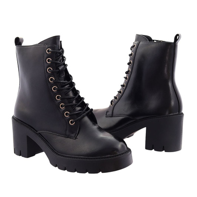 Trapery czarne ocieplane na klocku z platformą