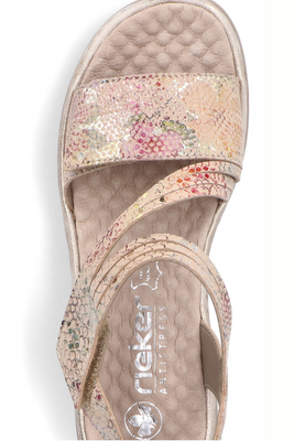 Beżowe sandały skórzane na rzep Rieker