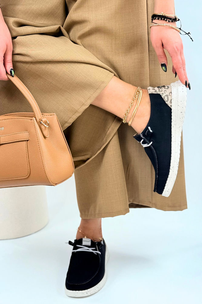 Czarne damskie tenisówki sznurowane płaskie