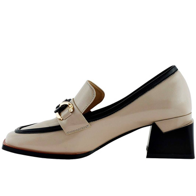 Бежеві жіночі туфлі на стійкому каблуці S.Barski 