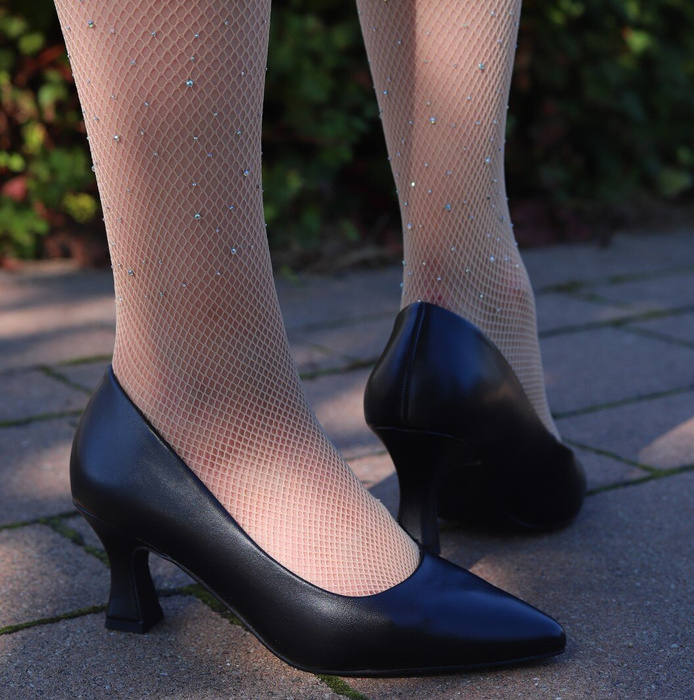 Чорні конічні туфлі 2-22420-41 Marco Tozzi